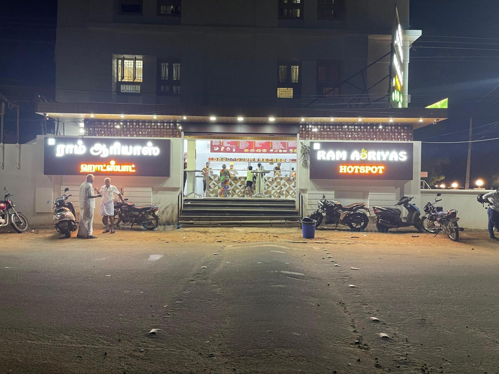 Hotel Victoriyah Thanjavur Luaran gambar