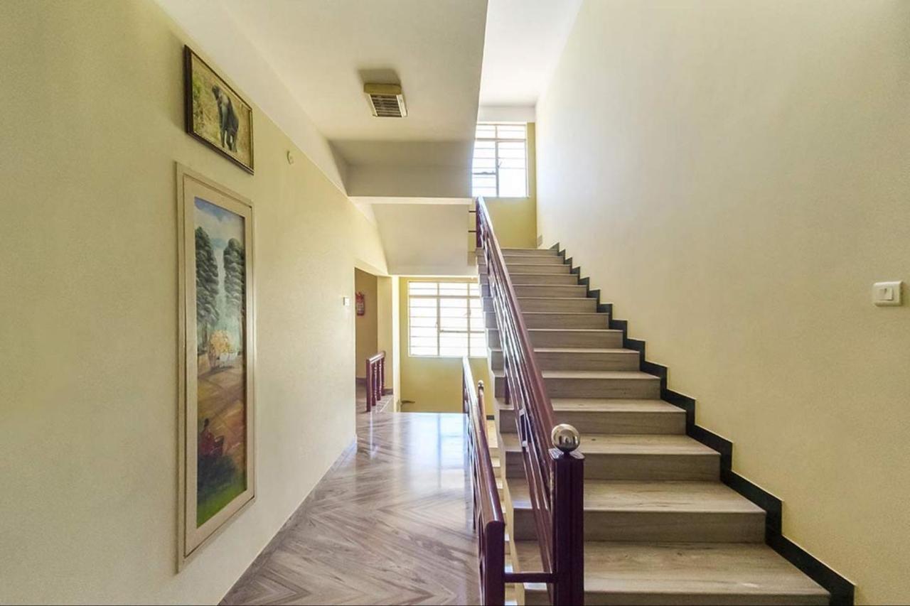 Hotel Victoriyah Thanjavur Luaran gambar