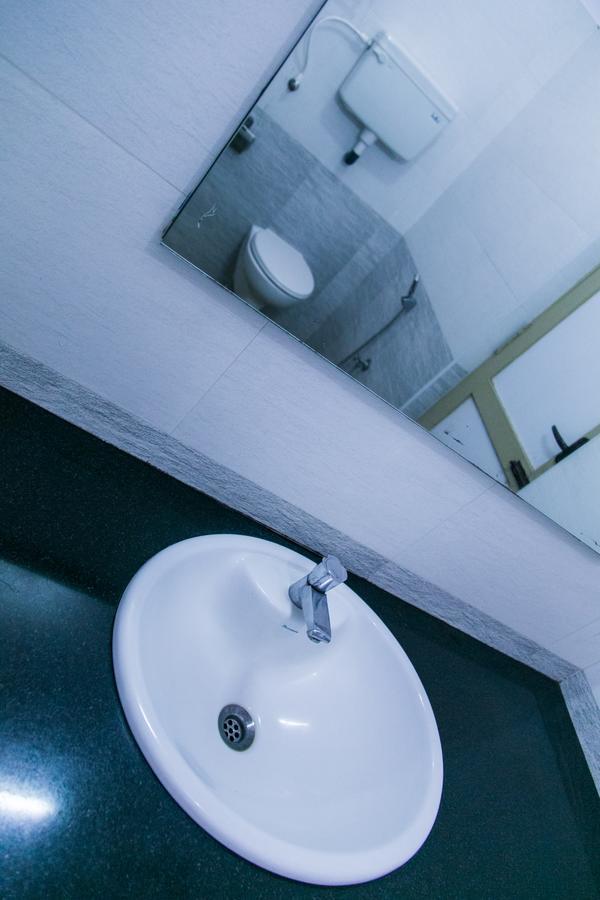 Hotel Victoriyah Thanjavur Luaran gambar